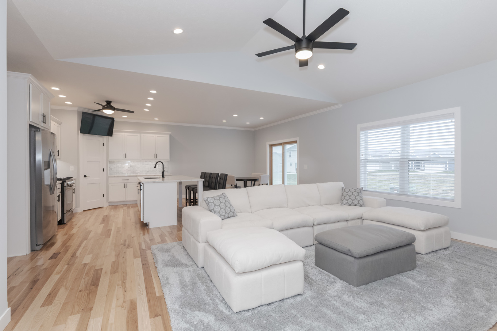 1732 Eide Road Bloomington, IL 61704 - Photo 13 of 51 Gallery Image 13