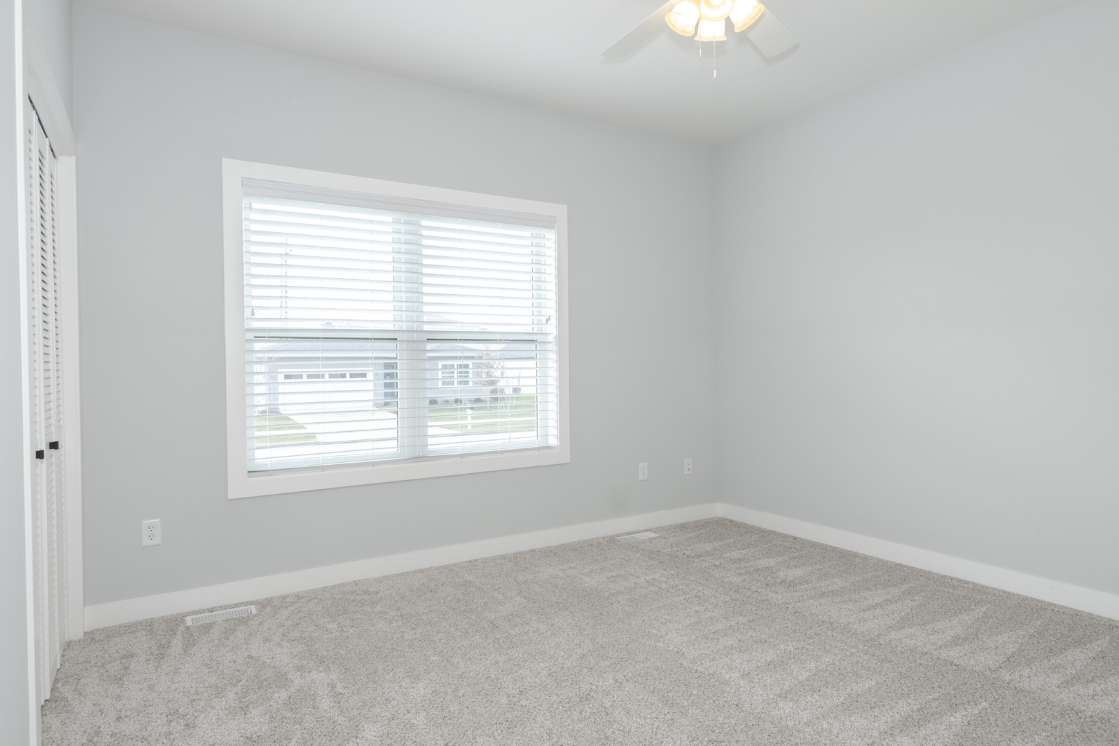 1732 Eide Road Bloomington, IL 61704 - Photo 21 of 51 Gallery Image 21