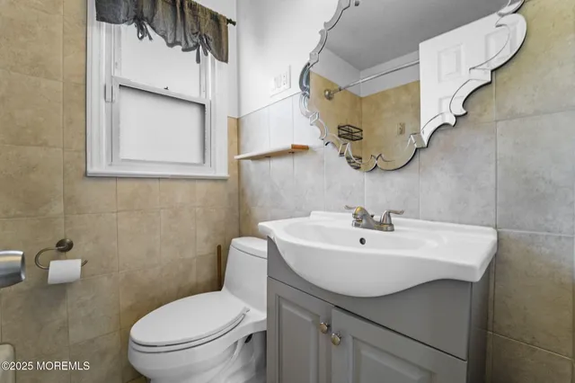 $535,000 | 14 Schiverea Avenue, Freehold, NJ 07728