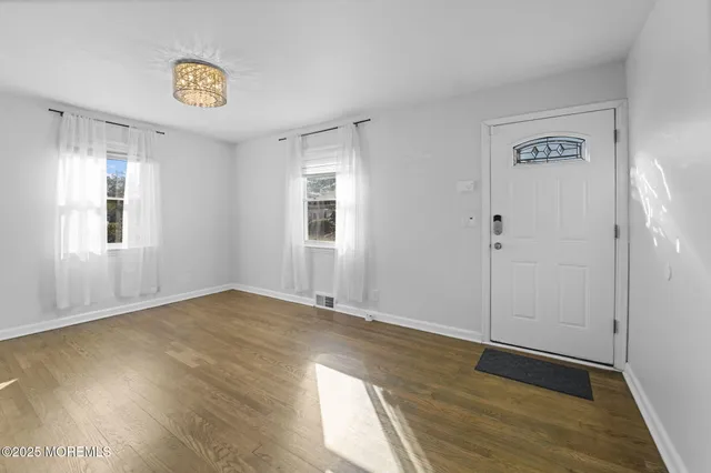 $535,000 | 14 Schiverea Avenue, Freehold, NJ 07728