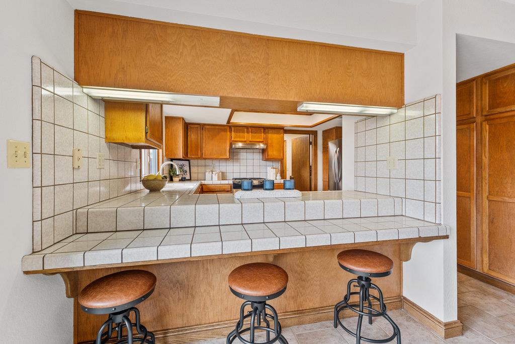 17529 Cross Road Salinas, CA 93907 - Photo 13 of 42 Gallery Image 13