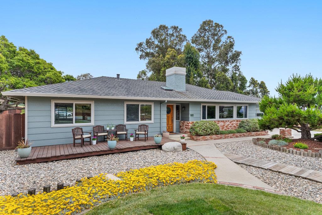 17529 Cross Road Salinas, CA 93907 - Photo 3 of 42 Gallery Image 3