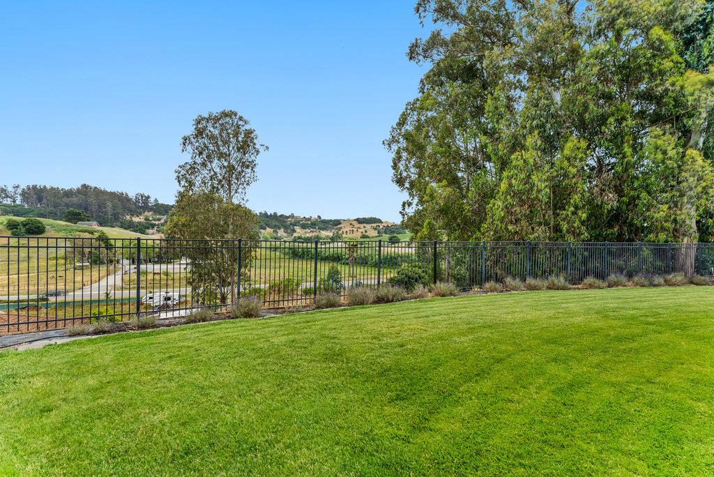 17529 Cross Road Salinas, CA 93907 - Photo 36 of 42 Gallery Image 36