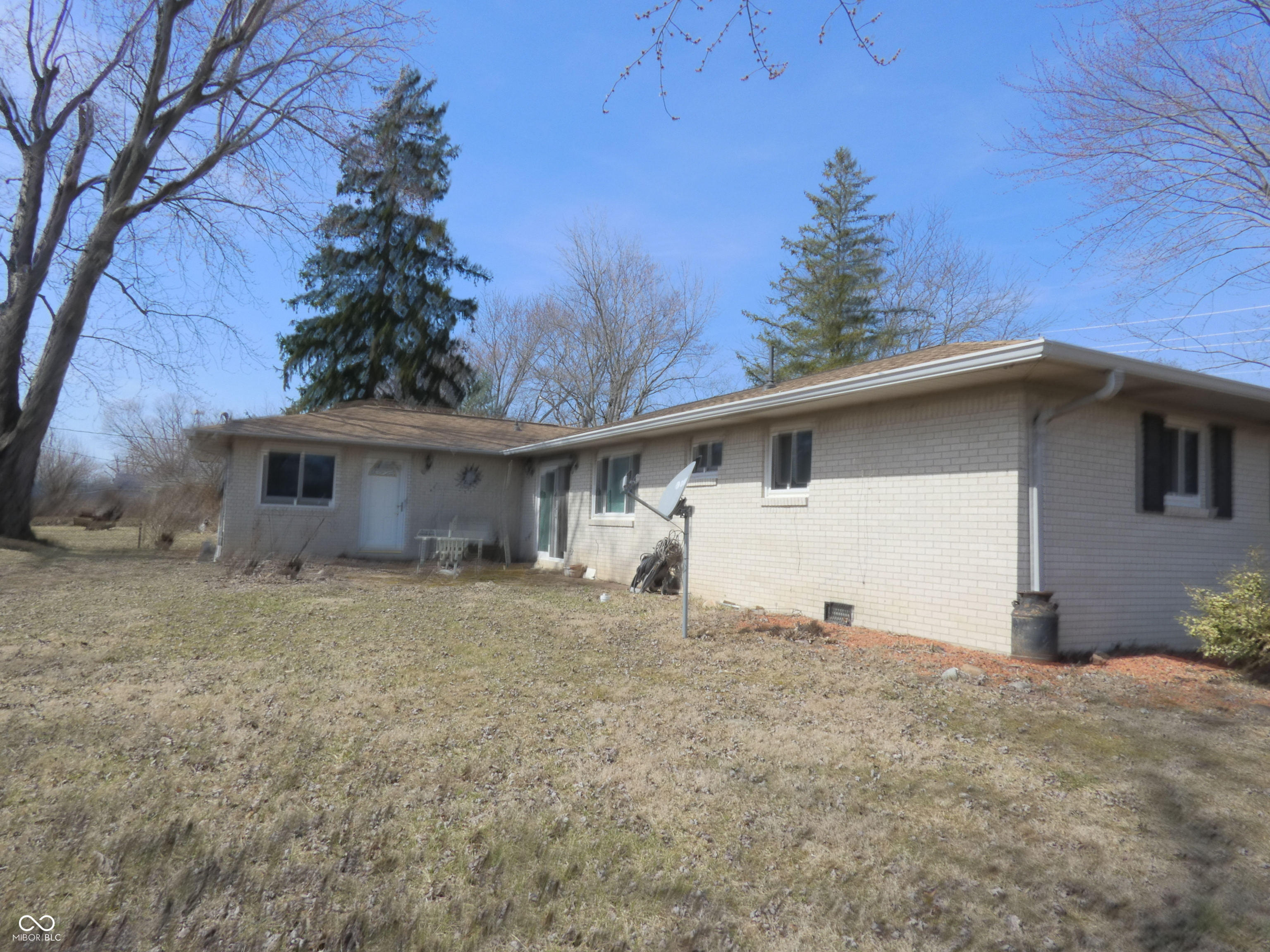 9395 Thompson Road Indianapolis, IN 46239 - Photo 12 of 13 Gallery Image 12
