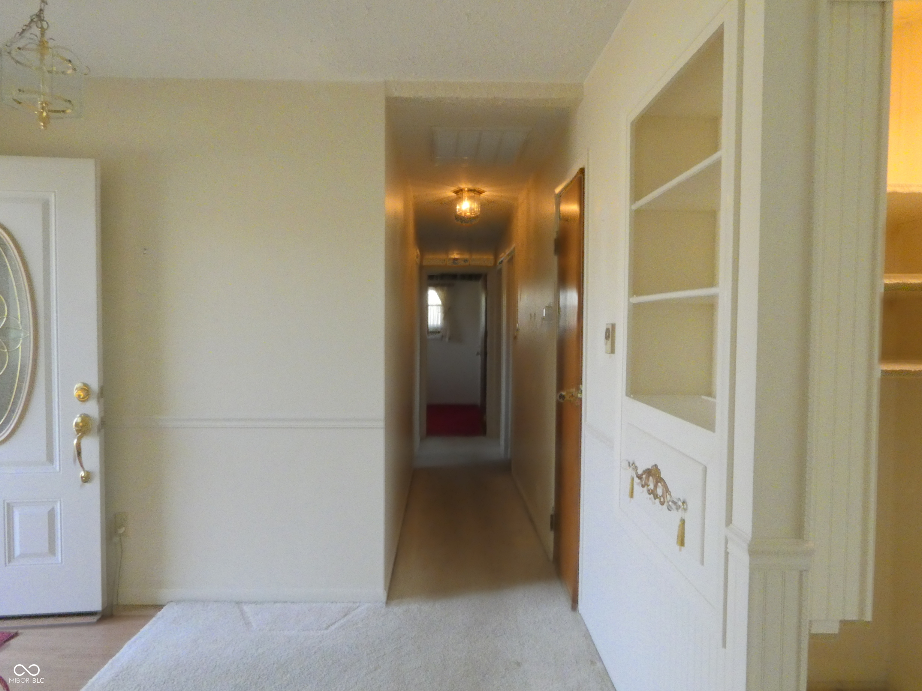 9395 Thompson Road Indianapolis, IN 46239 - Photo 8 of 13 Gallery Image 8