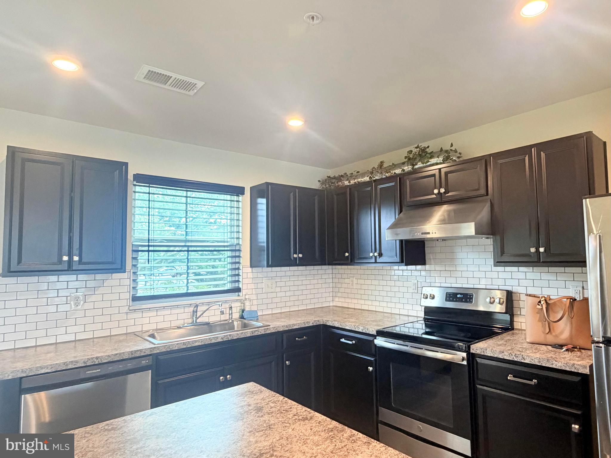 70 Azalea Circle Elkton, MD 21921 - Photo 3 of 24