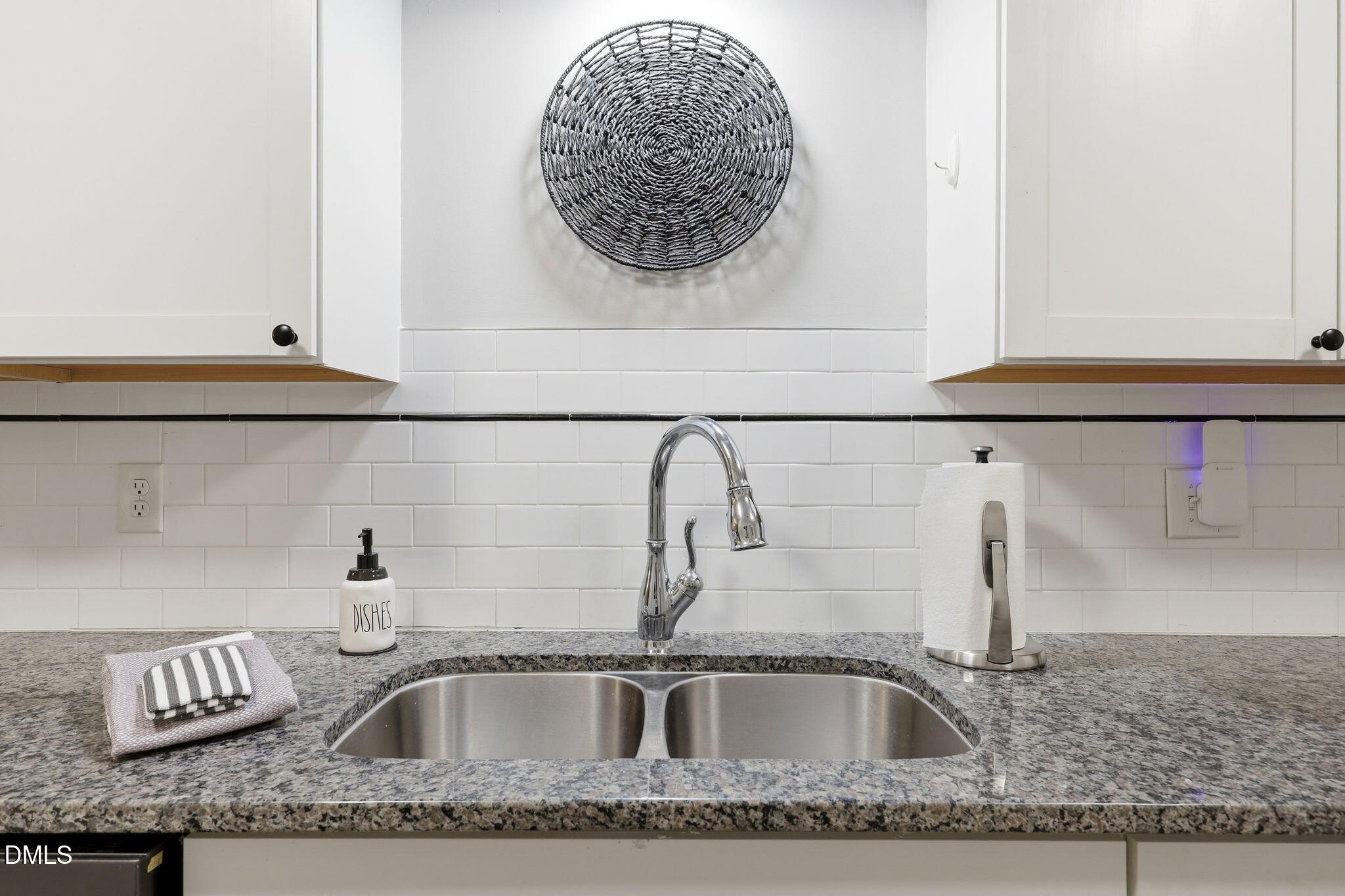 1008 Sandlin Place, Unit B Raleigh, NC 27606 - Photo 11 of 37