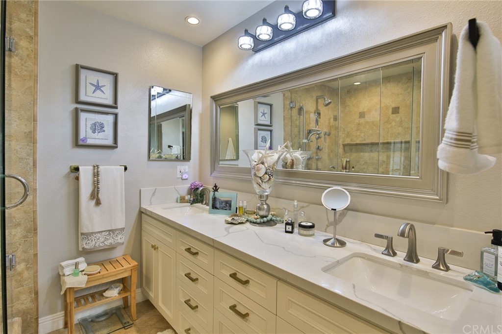 38 Racing Wind Irvine, CA 92614 - Photo 20 of 56