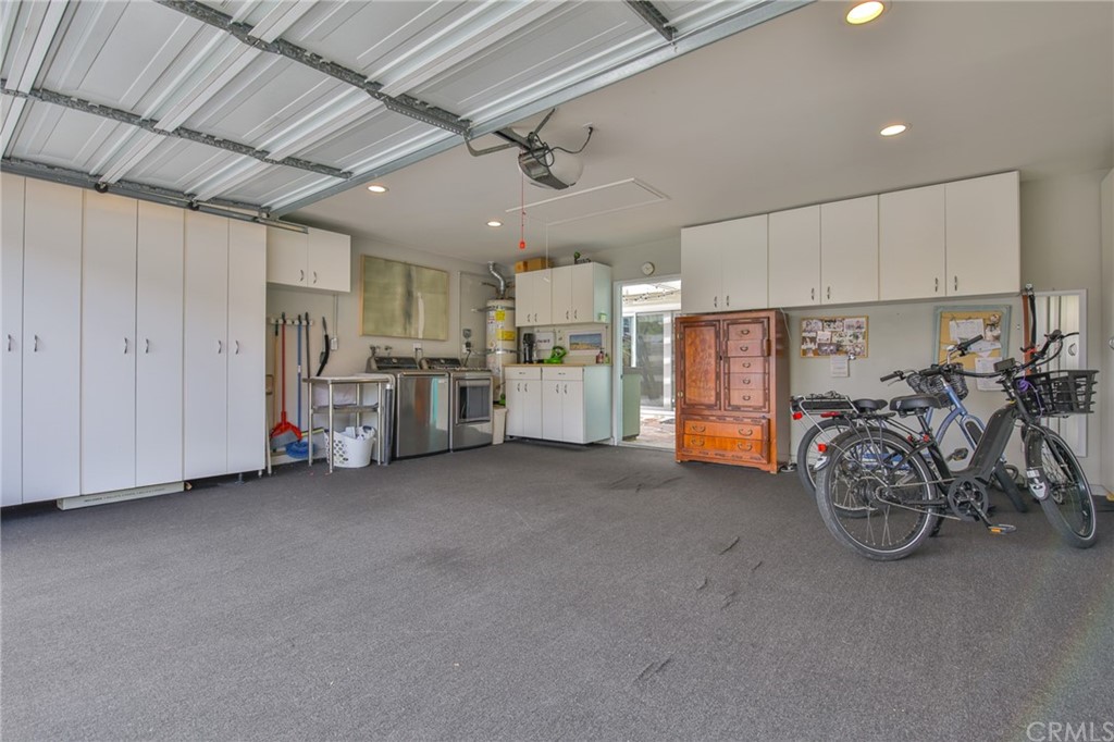 38 Racing Wind Irvine, CA 92614 - Photo 36 of 56