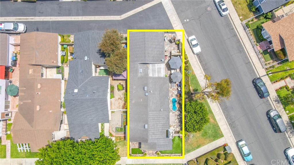 38 Racing Wind Irvine, CA 92614 - Photo 44 of 56 a aerial view of a residential apartment building with a swimming pool