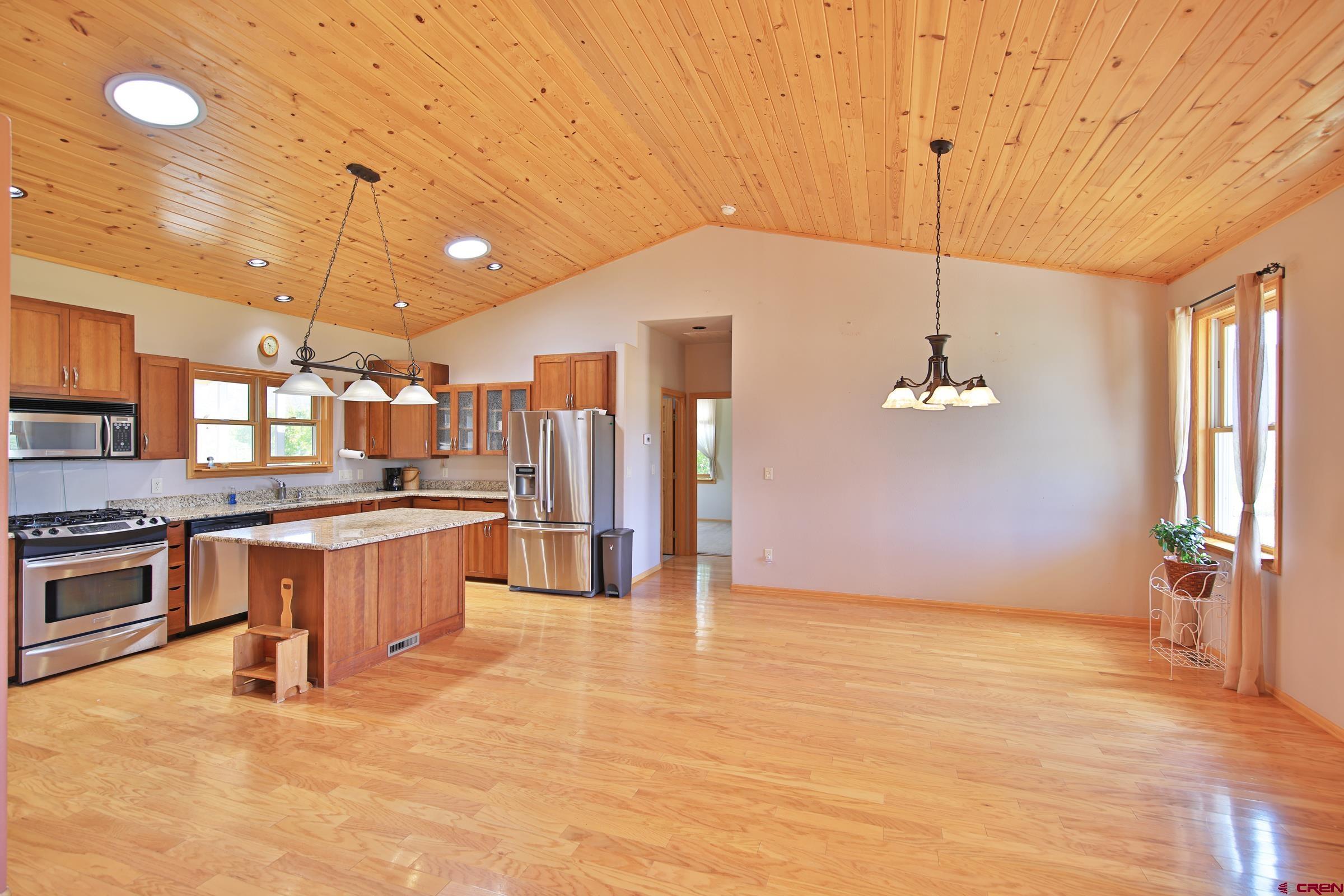 5867 Pe 3/10 Road Collbran, CO 81624 - Photo 5 of 35 Gallery Image 5