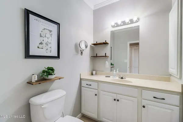 $174,900 | 1515 East Beach Boulevard, Unit 217, Pass Christian, MS 39571