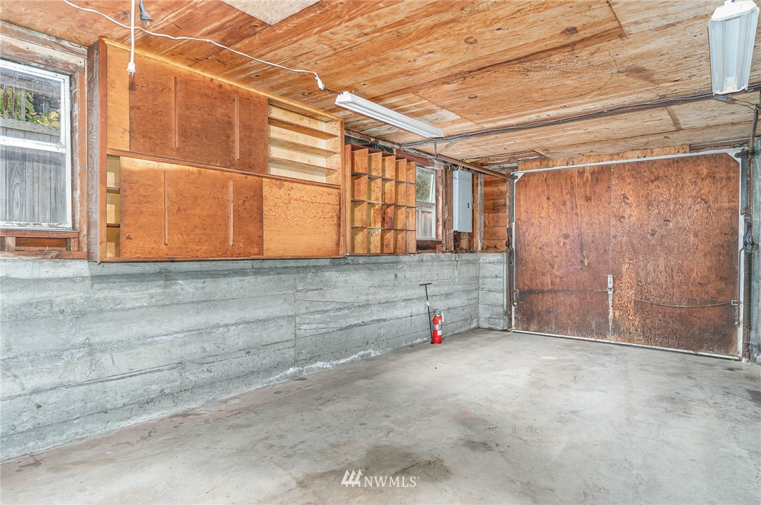 4954 Southwest Forney Street Seattle, WA 98116 - Photo 19 of 23 Gallery Image 19