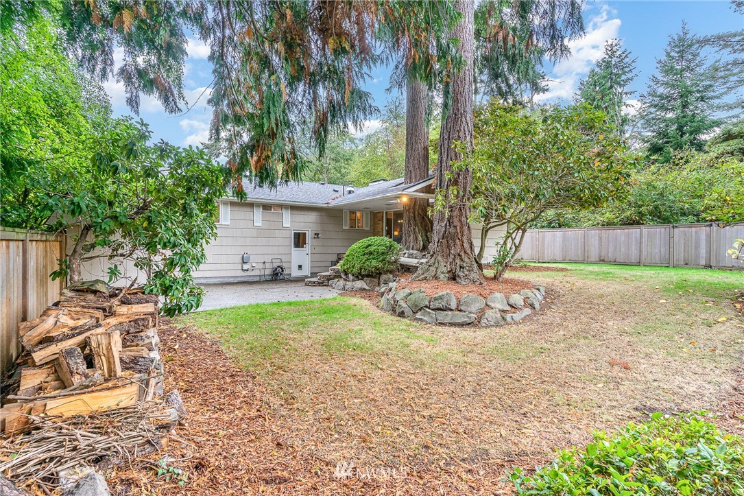4954 Southwest Forney Street Seattle, WA 98116 - Photo 21 of 23 Gallery Image 21