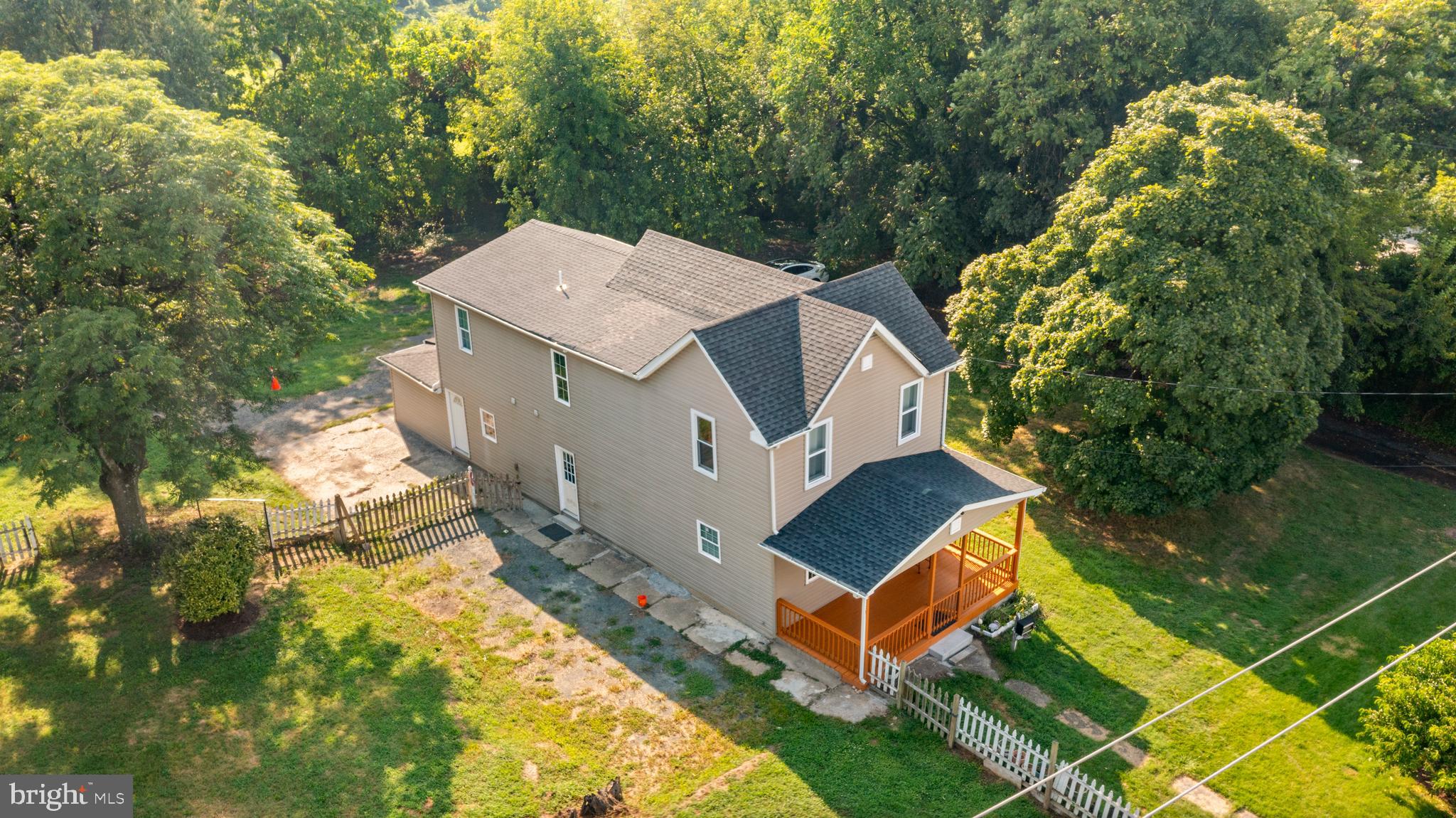 4400 6th Street Baltimore, MD 21225 - Photo 1 of 45 a aerial view of a house