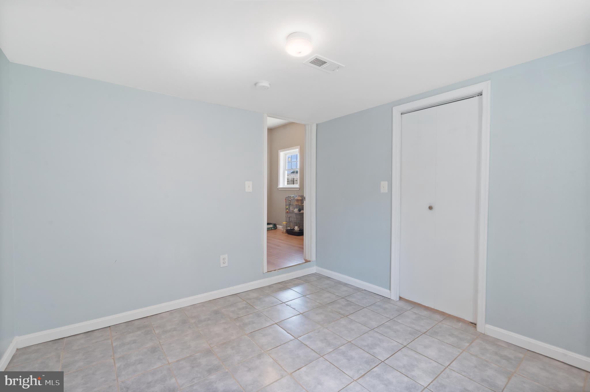 4400 6th Street Baltimore, MD 21225 - Photo 32 of 45 a view of an empty room