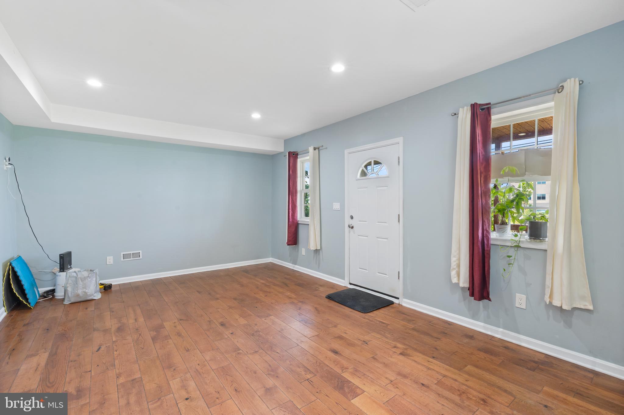 4400 6th Street Baltimore, MD 21225 - Photo 8 of 45 a view of an empty room