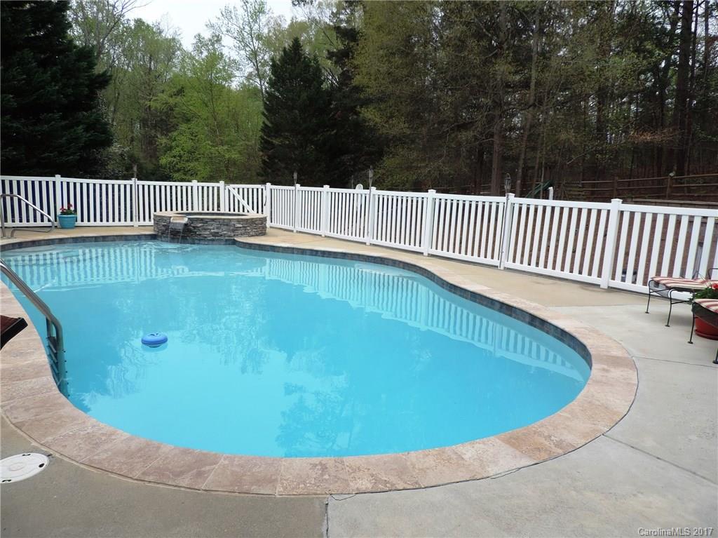 8305 Houston Ridge Road Charlotte, NC 28277 - Photo 2 of 24 Gallery Image 2