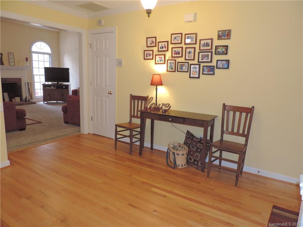 8305 Houston Ridge Road Charlotte, NC 28277 - Photo 3 of 24 Gallery Image 3