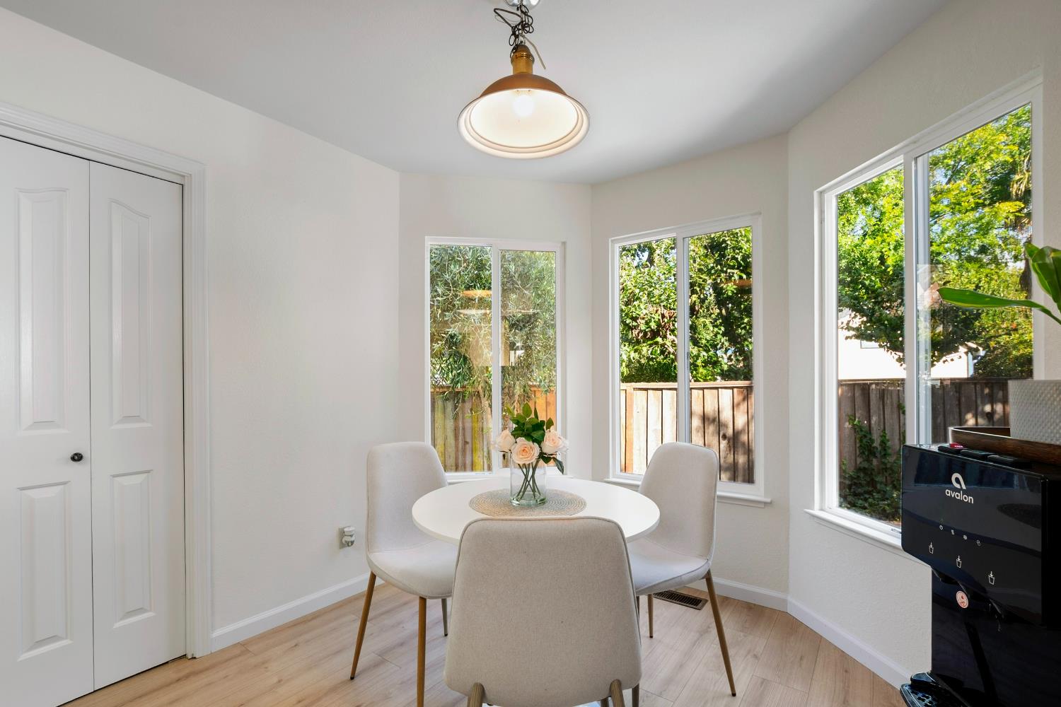 615 Stanley Lane El Sobrante, CA 94803 - Photo 14 of 39 a dining room with furniture and wooden floor