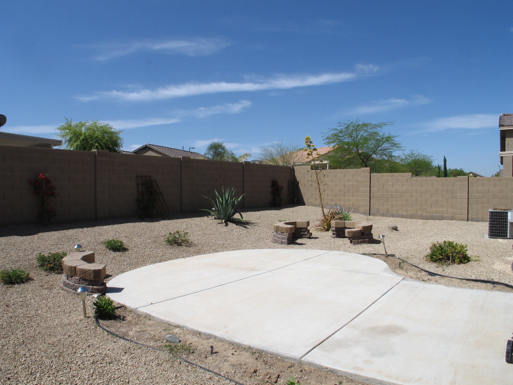 929 East Pedro Road Phoenix, AZ 85042 - Photo 11 of 13 d