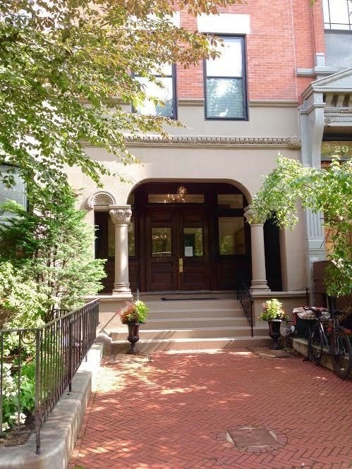 290 Commonwealth Avenue, Unit A Boston, MA 02115 - Photo 21 of 21 a view of a building with sitting area