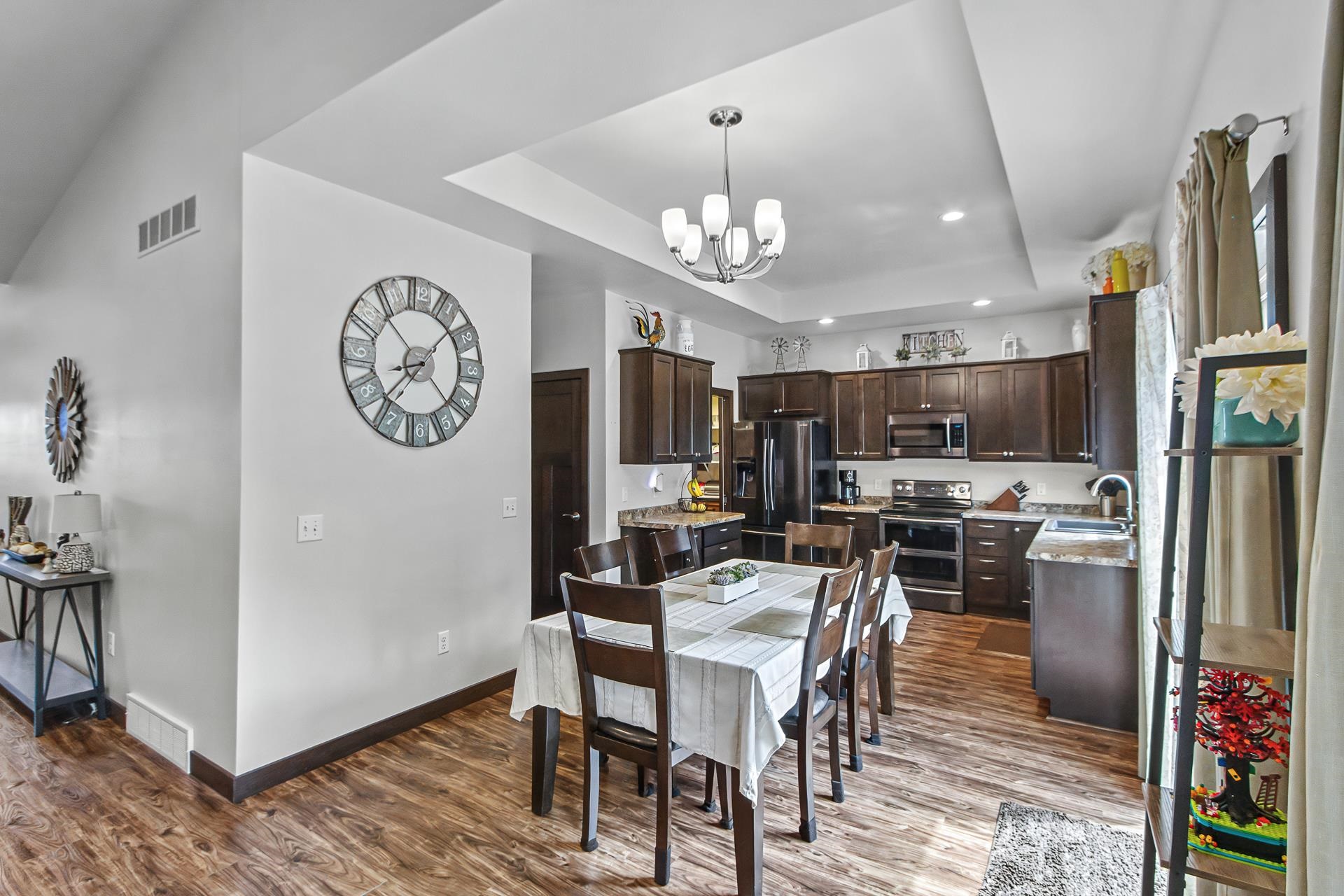 420 Ridgeway Drive Rio, WI 53960 - Photo 11 of 88 Gallery Image 11