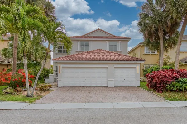$7,000 | 5363 Southwest 38th Avenue, Hollywood, FL 33312