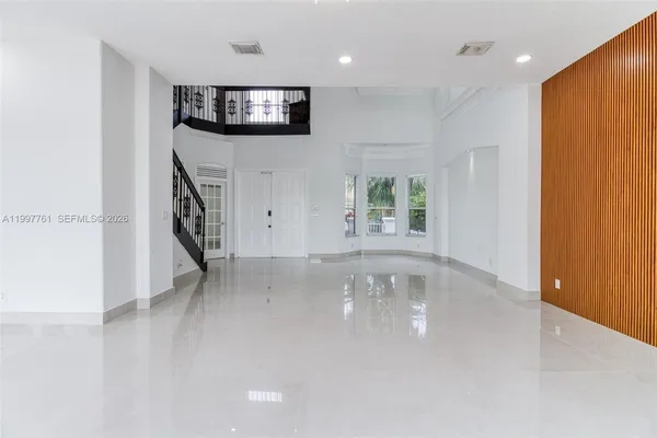 $7,000 | 5363 Southwest 38th Avenue, Hollywood, FL 33312