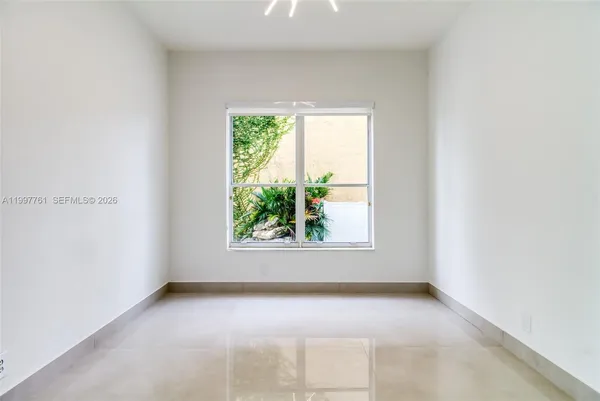 $7,000 | 5363 Southwest 38th Avenue, Hollywood, FL 33312