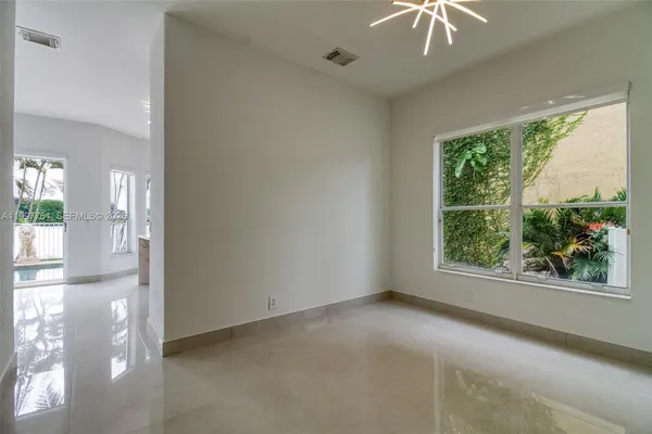 $7,000 | 5363 Southwest 38th Avenue, Hollywood, FL 33312