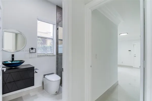 $7,000 | 5363 Southwest 38th Avenue, Hollywood, FL 33312