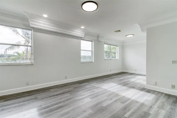 $7,000 | 5363 Southwest 38th Avenue, Hollywood, FL 33312