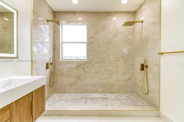 $7,000 | 5363 Southwest 38th Avenue, Hollywood, FL 33312