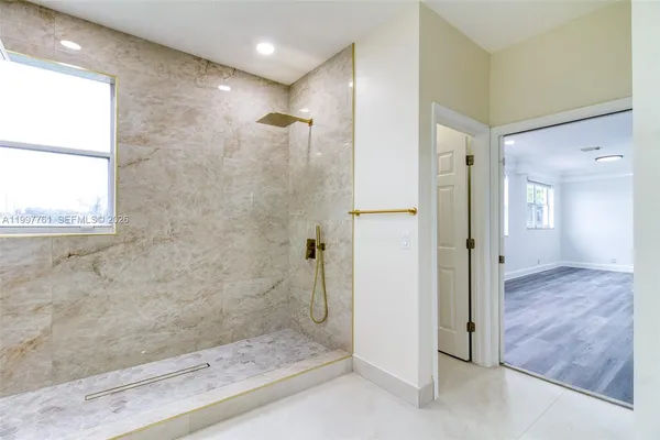 $7,000 | 5363 Southwest 38th Avenue, Hollywood, FL 33312