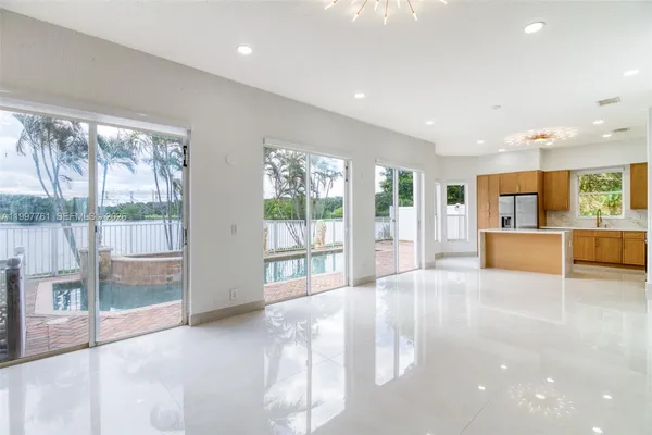 $7,000 | 5363 Southwest 38th Avenue, Hollywood, FL 33312