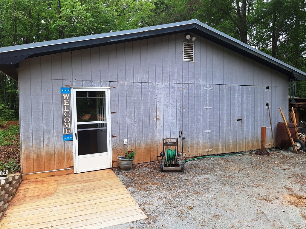 147 Mountain View Church Road Pickens, SC 29671 - Photo 35 of 49