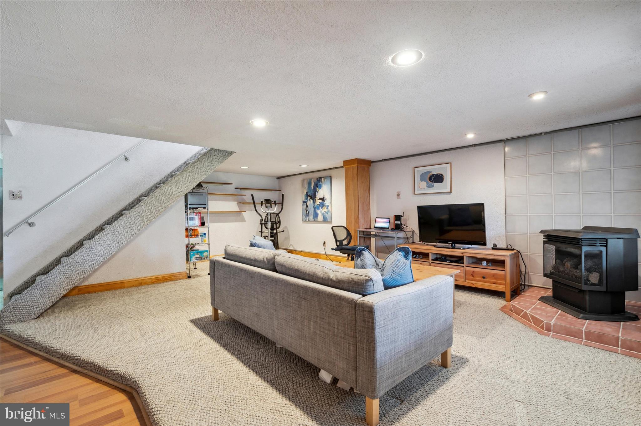 12433 Sweet Briar Road Philadelphia, PA 19154 - Photo 19 of 21