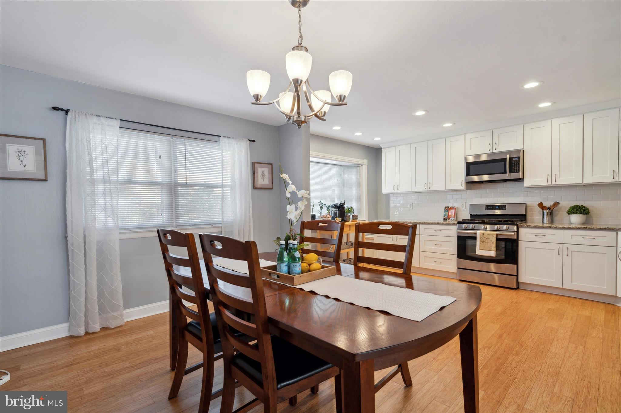 12433 Sweet Briar Road Philadelphia, PA 19154 - Photo 7 of 21