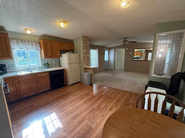 $130,000 | 101 Robin Hood Lane, Exeter, NH 03833