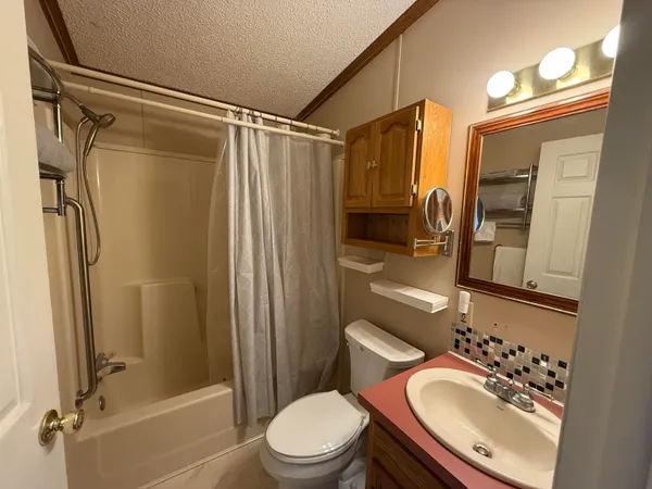 $115,000 | 101 Robin Hood Lane, Exeter, NH 03833