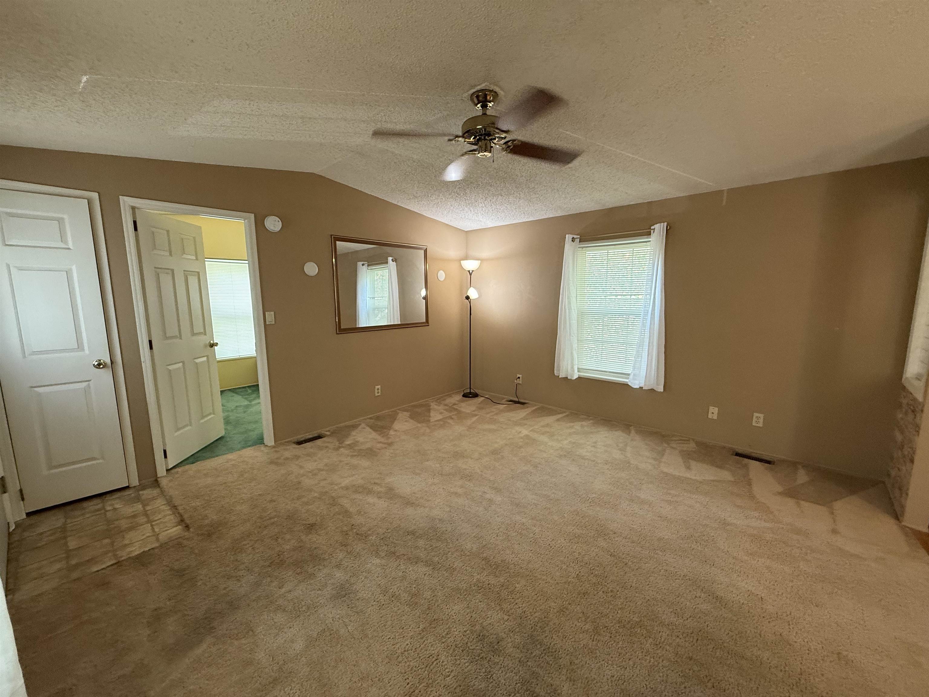 101 Robin Hood Lane Exeter, NH 03833 - Photo 7 of 17