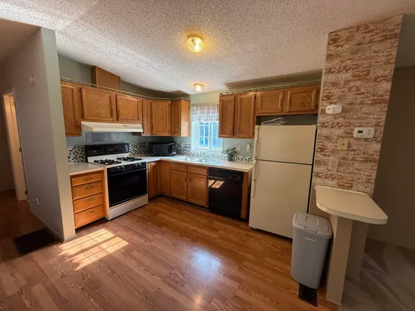 $115,000 | 101 Robin Hood Lane, Exeter, NH 03833