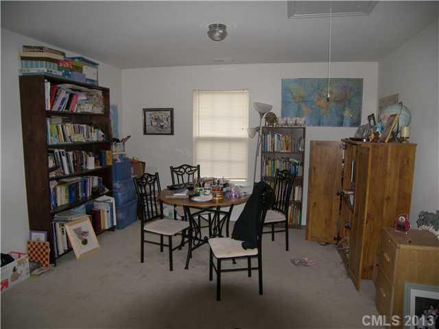 10738 Pointer Ridge Drive Charlotte, NC 28214 - Photo 4 of 11