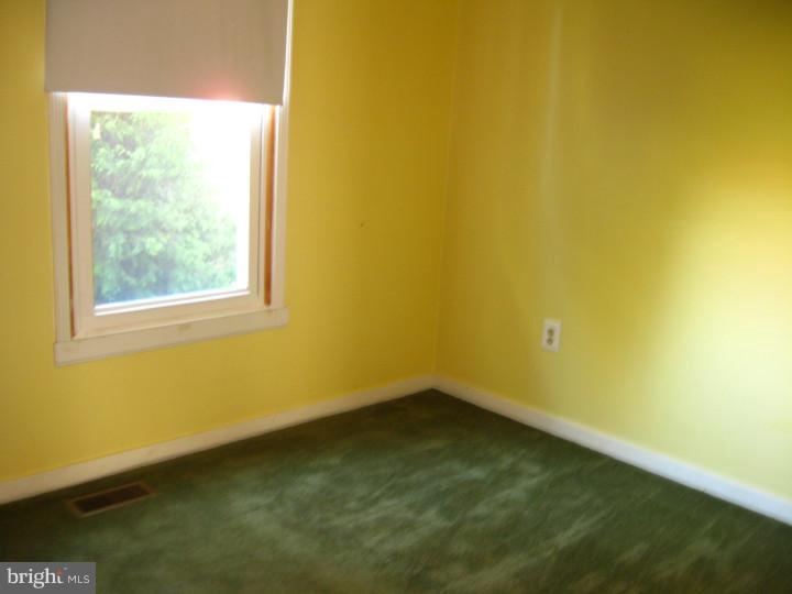 135 Media Road Oxford, PA 19363 - Photo 15 of 25 Gallery Image 15