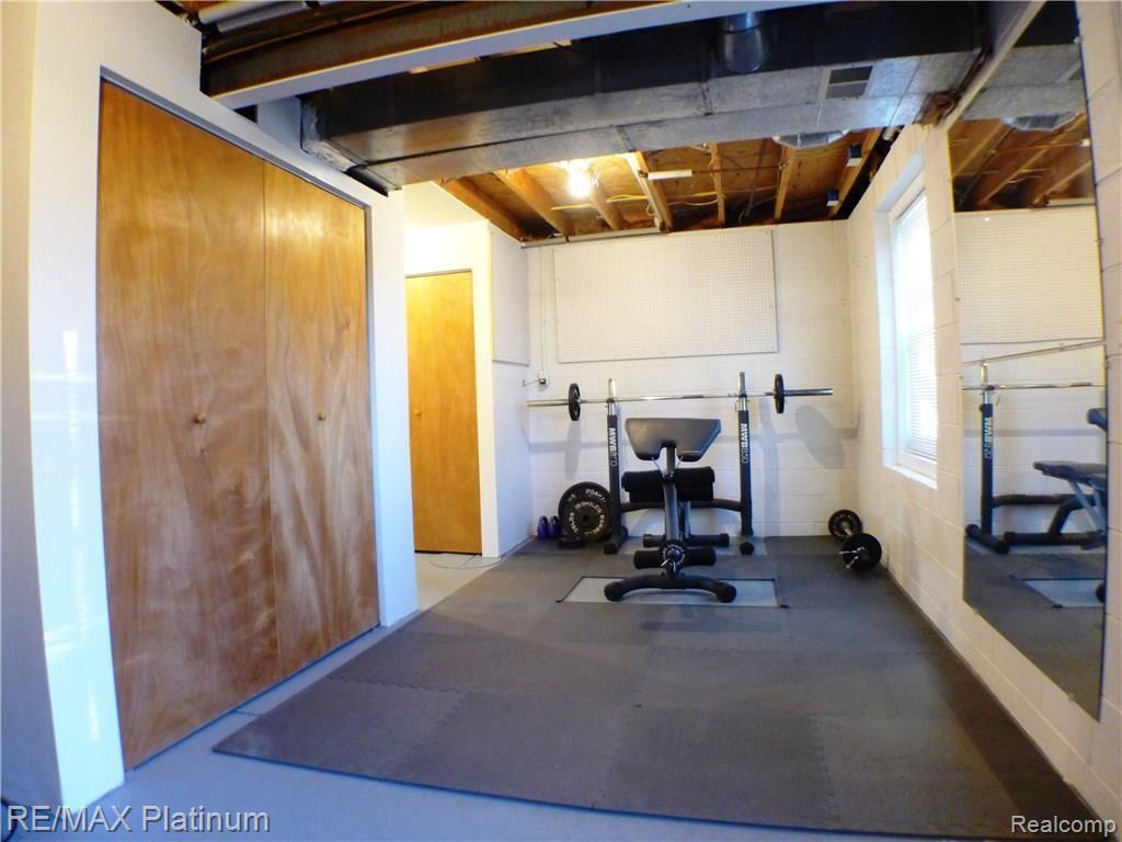 2900 West Schafer Road Howell, MI 48843 - Photo 34 of 35 2016-11-21 15.55