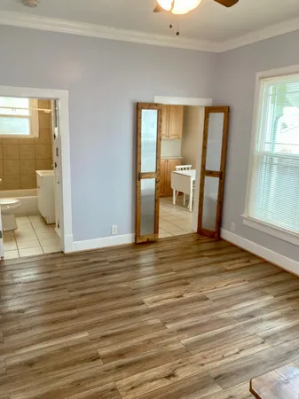$950 | 3809 Avenue O, Unit FRONT, Galveston, TX 77550