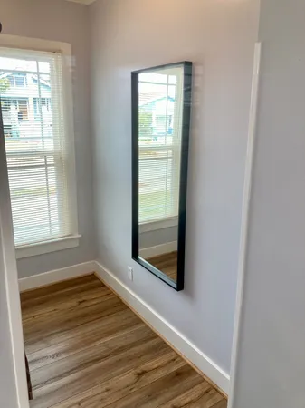 $950 | 3809 Avenue O, Unit FRONT, Galveston, TX 77550