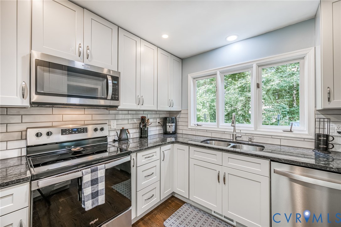 14314 Cove Ridge Place Midlothian, VA 23112 - Photo 13 of 41 Gallery Image 13