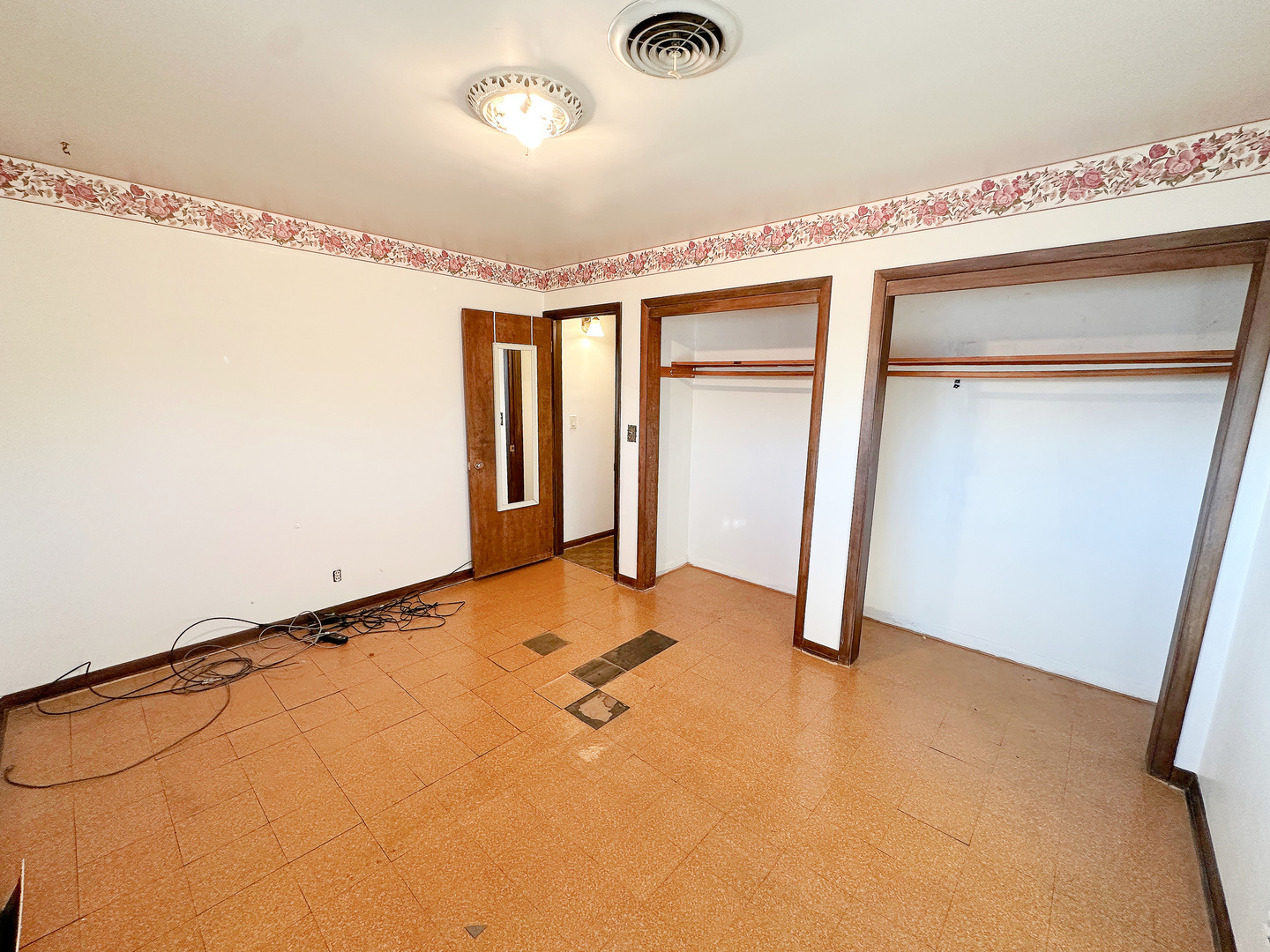 608 Pine Tree Drive Streator, IL 61364 - Photo 11 of 26